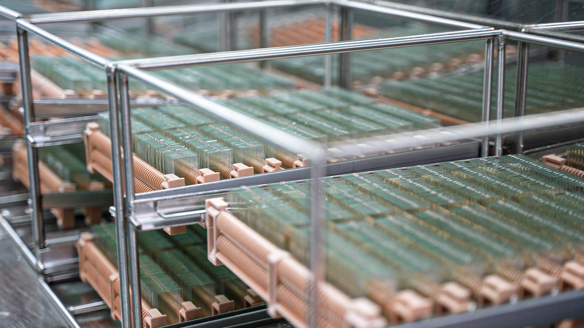 ITO Patterning: Fundatio Precisionis LCD Manufacturing